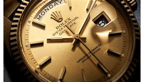 How to Spot a Fake Rolex, According to an Expert 